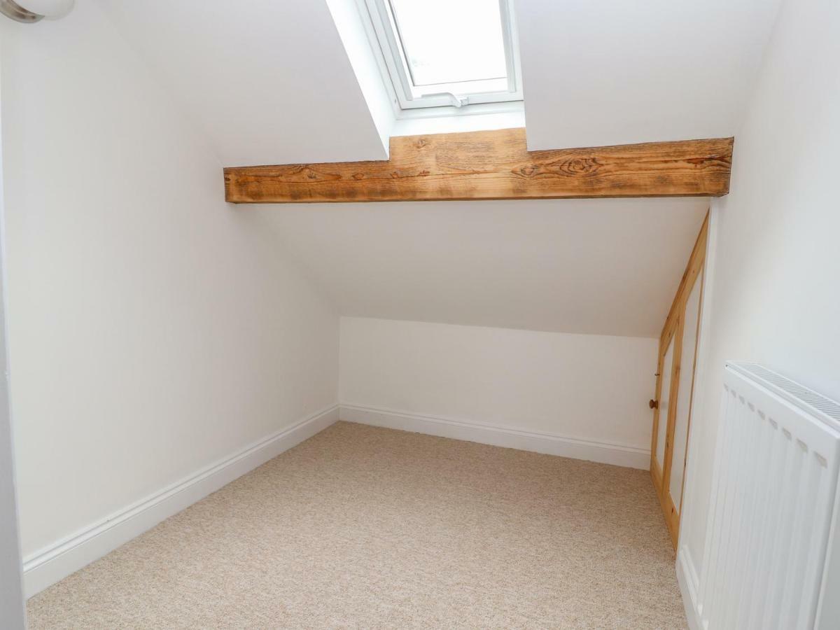 The Stables Villa Frodsham Bagian luar foto